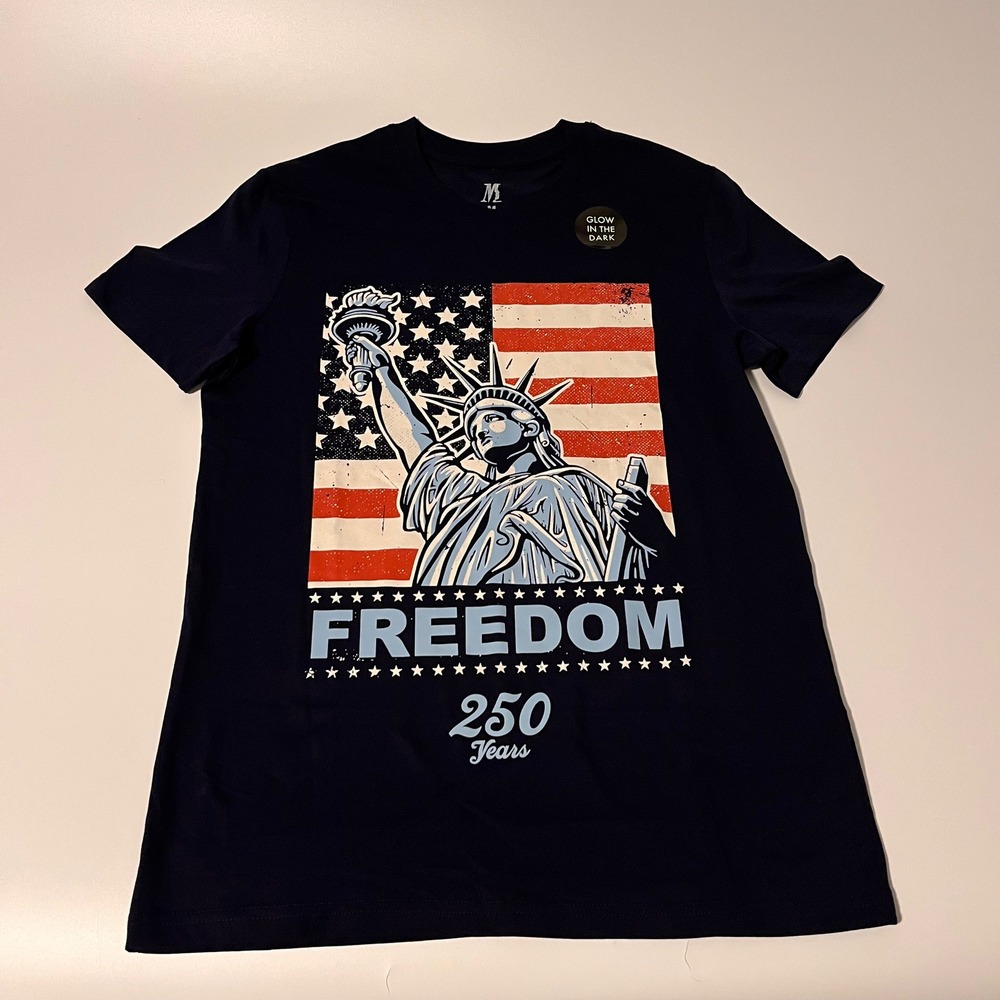 Mens Freedom 250 Years Statue of Liberty Glow in the Dark T-Shirt Navy Blue M